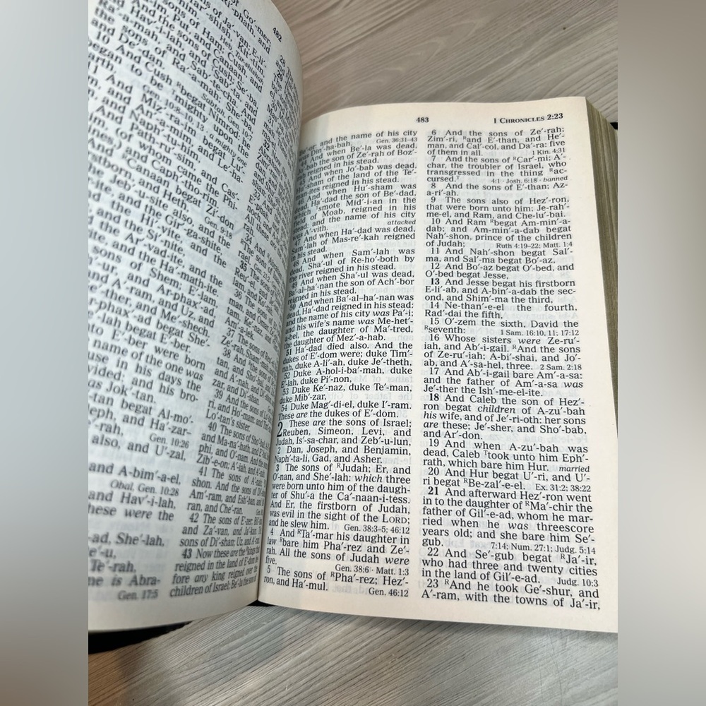 Nelson Thomas Holy Bible King James Version GIANT PRINT Jesus Red Letter - Picture 3 of 5